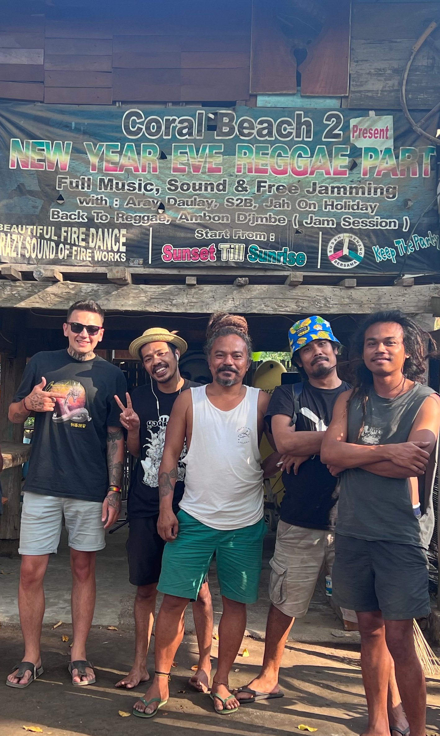 Yerel halk ile Esat Can - kültürel entegrasyon